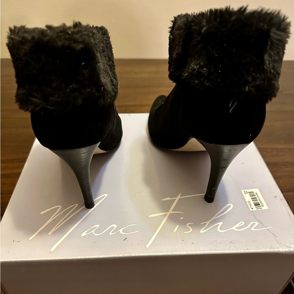 Black Marc Jacobs Faux Fur Fashion Booties - Picture 2 of 4